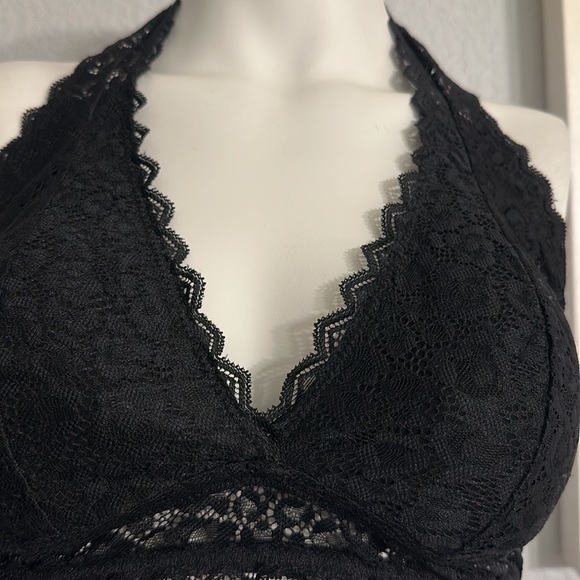 Auden Black Lace Bralette - Picture 5 of 5